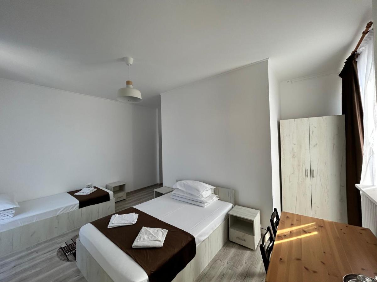 Hotel Continental City Center ยาช ภายนอก รูปภาพ